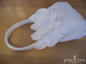 Petit sac en satin blanc enfant