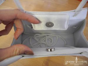 Pronuptia - Pochette en satin ivoire brodée de perles