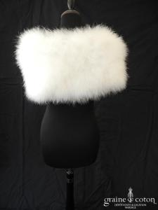 Rembo Styling - Étole en duvet de cygne ivoire clair