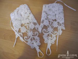 Bianco Evento - Mitaines courtes en dentelle ivoire