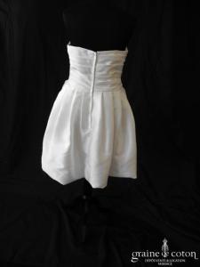 Robe courte boule en mikado blanc drapé