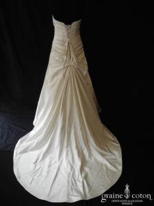 Pronovias - Bangor
