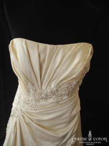 Pronovias - Bangor