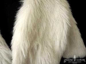 Boléro en fausse fourrure ivoire