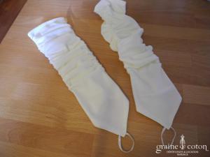 Cosmobella - Mitaines plissées mi longues en satin ivoire