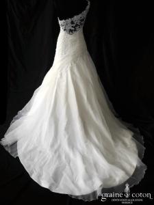 Elianna Moore - Chanelle