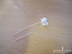 Lot de 4 pics à chignon perle ivoire clair et strass