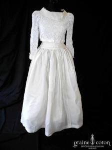 Création vintage en soie et dentelle ivoire