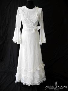 Création vintage 70's - Robe en mousseline fluide avec manches et applications de dentelle