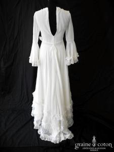 Création vintage 70's - Robe en mousseline fluide avec manches et applications de dentelle