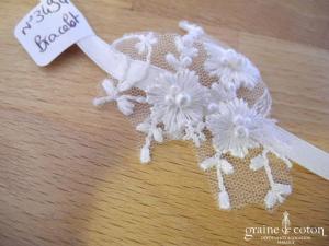 Bracelet en satin ivoire et dentelle
