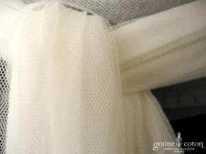 Pronovias - Boléro en tulle ivoire avec manches longues, façon cache coeur