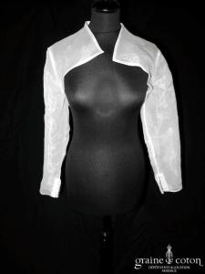 Lise Saint Germain - Boléro en organza ivoire clair