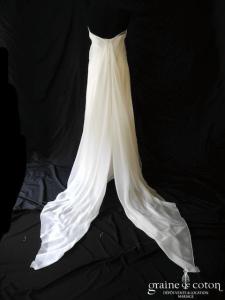 Nathalie Durieux - Création en organza de soie ivoire