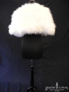 Cape / étole en duvet de cygne ivoire