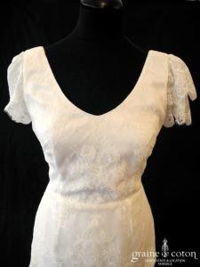 Stéphanie Allin pour Nuit Blanche - Robe fluide en dentelle ivoire clair