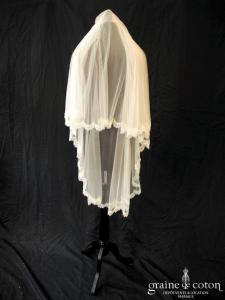 Stéphanie Allin pour Nuit Blanche - Voile mi-long en tulle de soie fluide ivoire clair bordé de fine dentelle