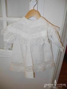 Manteau petite fille vintage en coton et dentelle ivoire