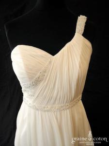 Pronuptia - Robe drapée en mousseline de soie ivoire clair