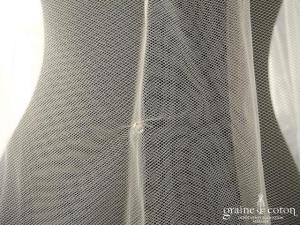 Yolan Cris - Voile mi long souple en tulle ivoire orné de cristaux Swarovski, bords bruts