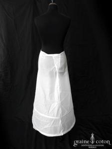 Jupon 5007 blanc ou ivoire avec 2 cerceaux