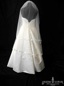 Voile long de 2 mètres en tulle ivoire bordé d'un large biais de satin