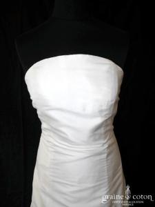 Création - Robe une pièce en soie sauvage ivoire