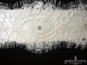 Bianco Evento - Ceinture en satin et dentelle avec quelques strass Swarovski