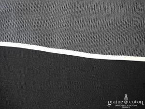 Voile long de 3 mètres en tulle ivoire bordé d'un biais de satin
