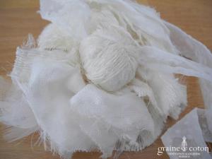 Headband fleur en mousseline plumetis à nouer, coudre ou piquer dans les cheveux