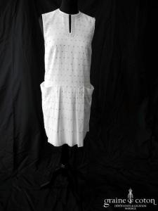 Chloé - Création courte blanche en soie et strass Swarovski