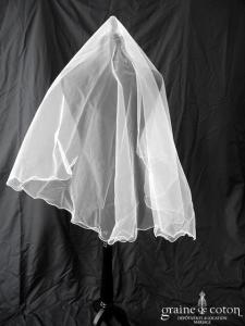 Pronuptia - Voile court en tulle ivoire bords surjetés