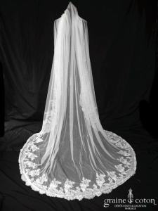 Pronovias - Voile long en tulle de soie ivoire de 2,50 mètres bordé de dentelle