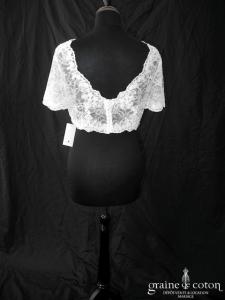 Bianco Evento - Boléro décolleté en V boutonné dans le dos à manches courtes en fine dentelle ivoire