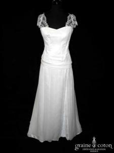 Création - Robe bohème fluide en mousseline de soie et dentelle ivoire