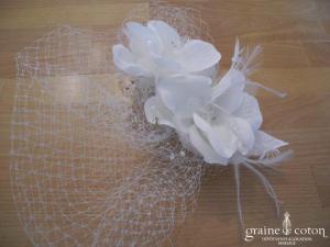 Bianco Evento - Bibi / coiffe / voilette fleurs en tissu sisal et strass