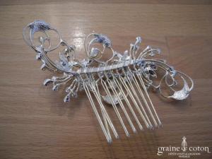 Oksana Mukha - Peigne Osiris