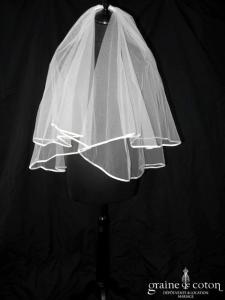 Voile court en tulle ivoire bordé d'un biais de satin