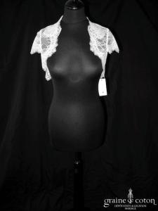 Bianco Evento - Boléro manches courtes en fine dentelle blanche