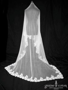 Delphine Manivet - Voile long de 2,50 mètres en tulle de soie ivoire bordé de dentelle