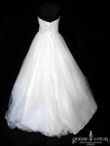 Bliss by Monique Lhuillier - Création en dentelle et tulle fluide