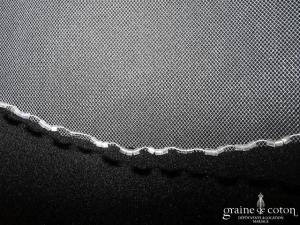 Pronovias - Voile court en tulle ivoire bordé de perles