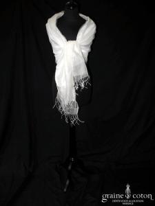 Étole ivoire en gaze de soie mélangée