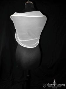Suzanne Ermann - Étole en volute de tulle blanc cassé ivoire