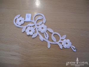 Accessoire de cheveux en dentelle