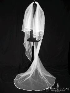 Metal Flaque - Voile long de 2,50 mètres en tulle fluide ivoire