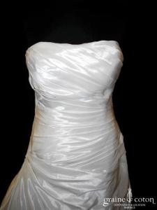 Maria Karin - Robe bustier drapée en taffetas ivoire