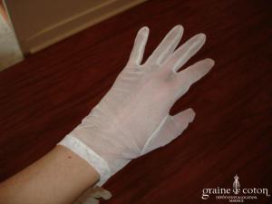 Gants courts en voile blanc