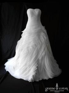 Création - Robe en gaze ivoire clair