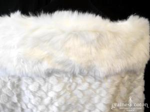 Miss Kelly - Étole en fausse fourrure ivoire